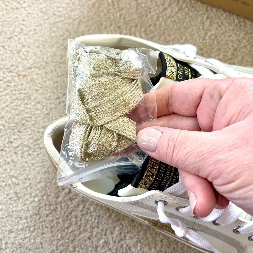 Vintage Havana White and Gold Star Sneakers - Picture 9 of 16
